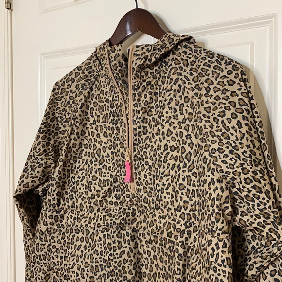 Children’s Place Girl’s Cheetah Windbreaker - Picture 7 of 7